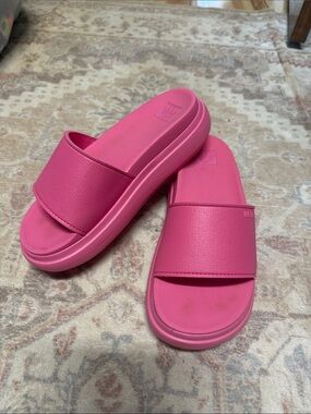 Reef Cushion Slide